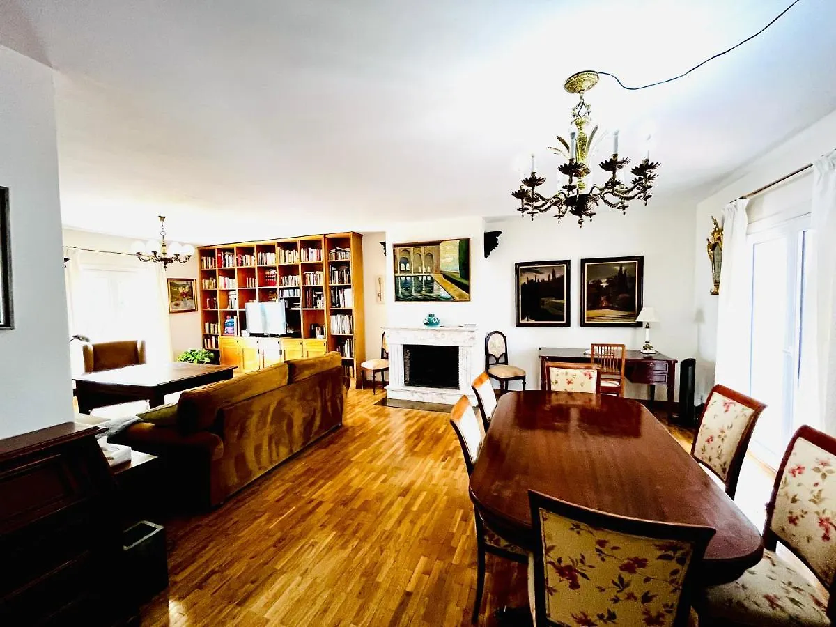 Villa Mercedes Granada
